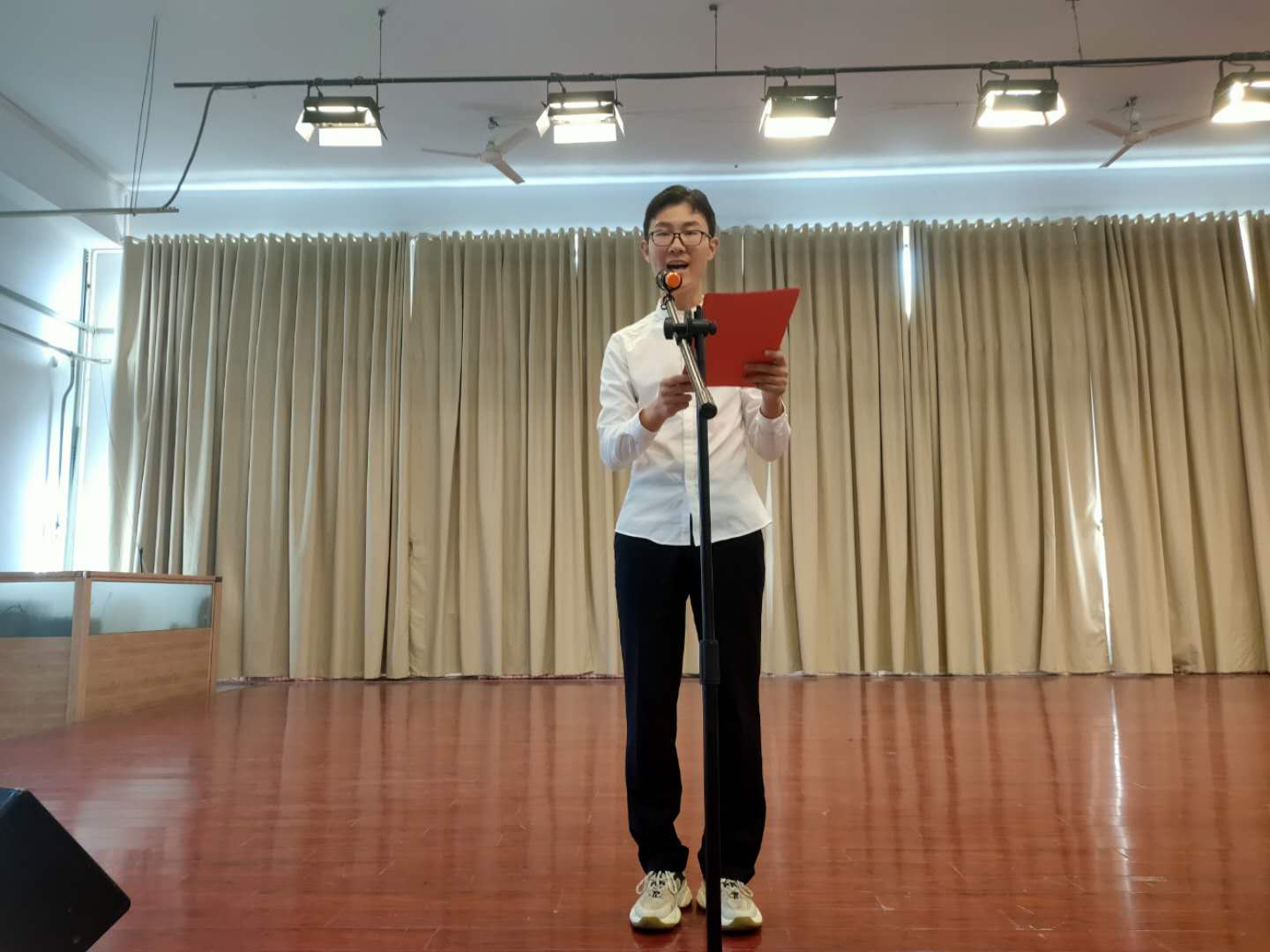 手机版BBIN下载