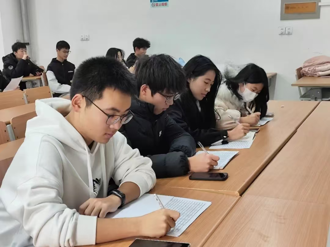 手机版BBIN下载