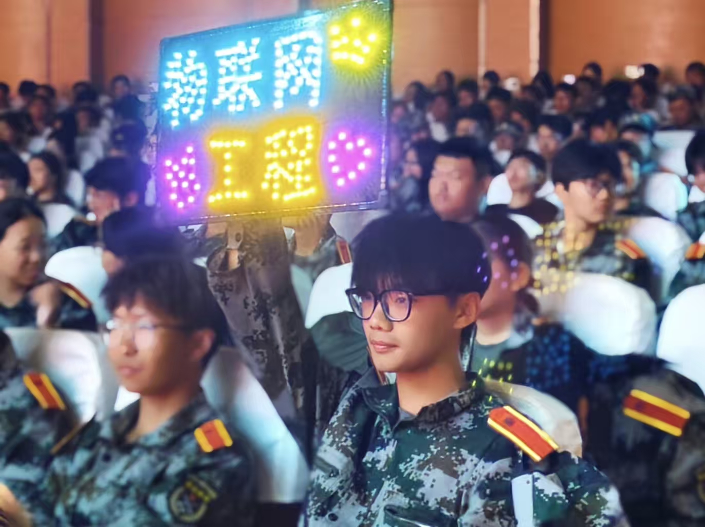 手机版BBIN下载